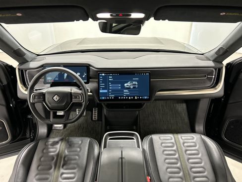 Used 2024 Rivian R1S Adventure AWD/4WD image 27