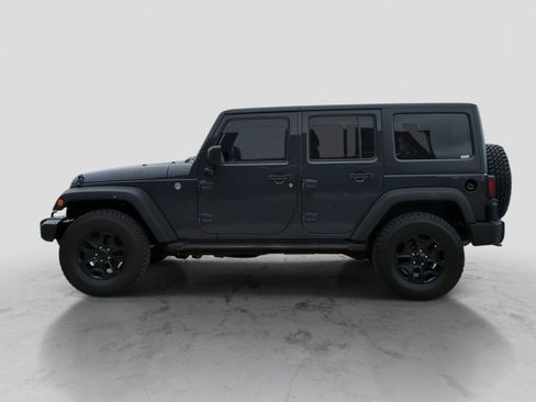 Used 2017 Jeep Wrangler Unlimited Willys image 3