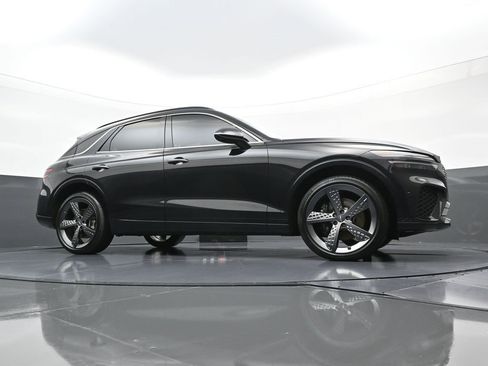 Used 2022 Genesis GV70 3.5T Sport w/ Sport Prestige Package image 21