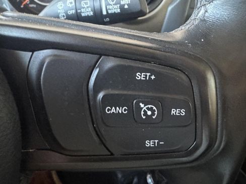 Used 2020 Jeep Wrangler Unlimited Sport S image 17