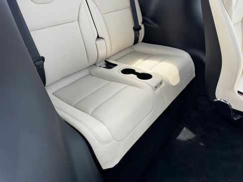 Used 2022 Tesla Model X AWD/4WD image 26