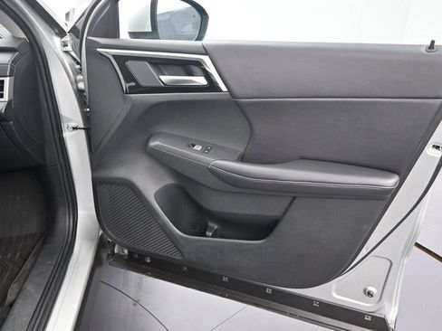 Used 2024 Mitsubishi Outlander SE FWD image 22