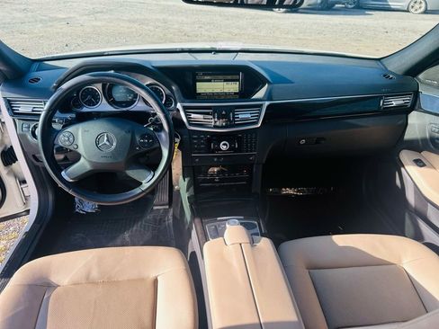 Used 2010 Mercedes-Benz E 350 Sedan image 28