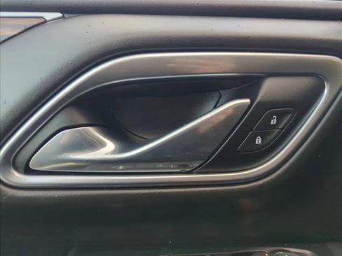 Used 2021 Chevrolet Tahoe High Country w/ Premium Package image 27