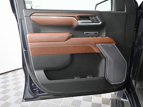 Used 2023 GMC Sierra 1500 Denali Ultimate image 19