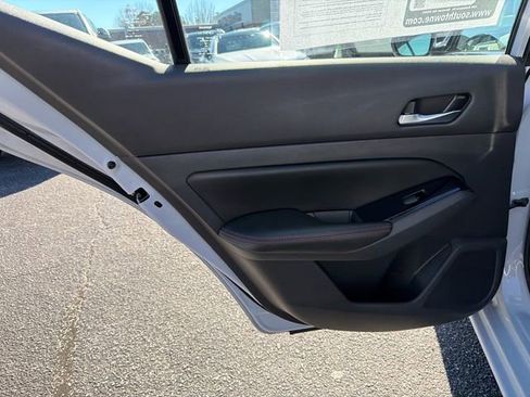 Used 2023 Nissan Altima 2.5 SR image 21