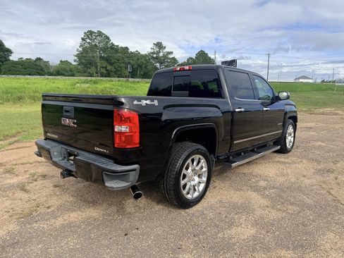 Used 2015 GMC Sierra 1500 Denali w/ Driver Alert Package AWD/4WD image 5