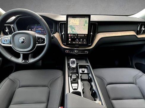 New 2026 Volvo XC60 T8 Plus w/ Climate Package AWD/4WD image 5