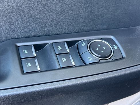 New 2025 Ford F250 XL w/ XL Chrome Package image 11