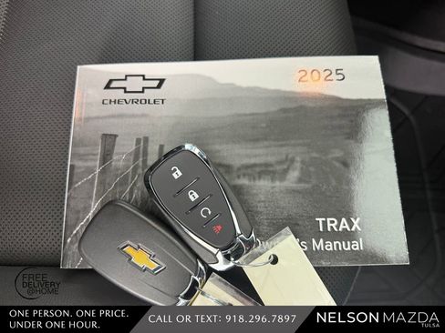 Used 2025 Chevrolet Trax RS w/ Driver Confidence Package FWD image 48