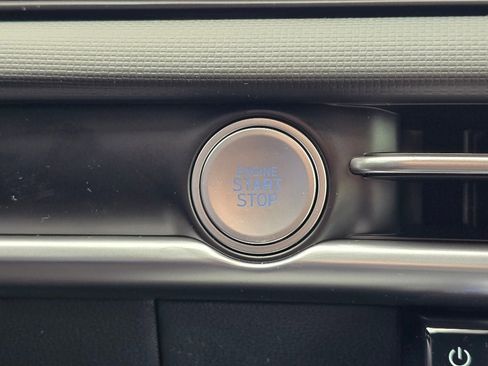 New 2025 Hyundai Santa Cruz SE image 21