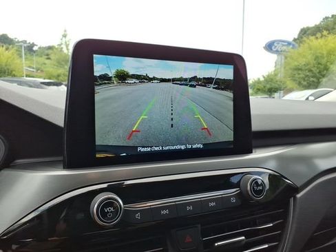 Certified 2023 Ford Escape Active AWD/4WD image 28