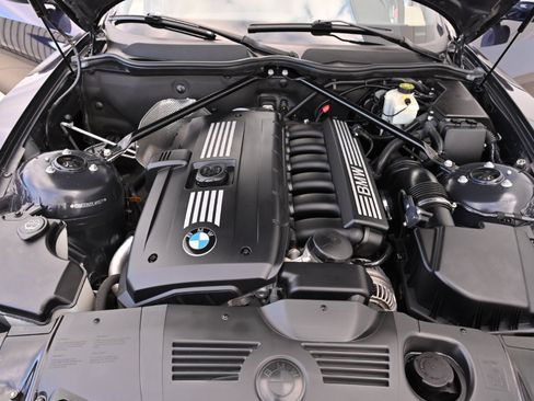Used 2007 BMW Z4 3.0i RWD image 46