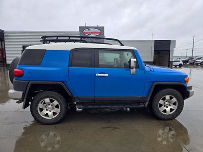 Used 2007 Toyota FJ Cruiser 4WD w/ Upgrade Pkg 2