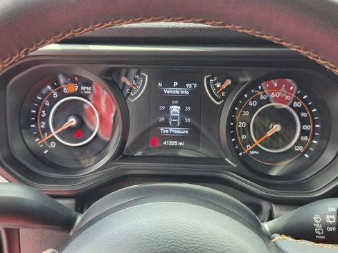 Used 2024 Jeep Wrangler Unlimited Sport AWD/4WD image 24