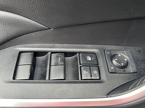 Certified 2025 Toyota RAV4 LE FWD image 17