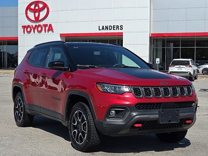 Used 2025 Jeep Compass Trailhawk