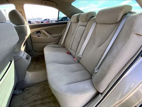 Used 2007 Toyota Camry LE image 19