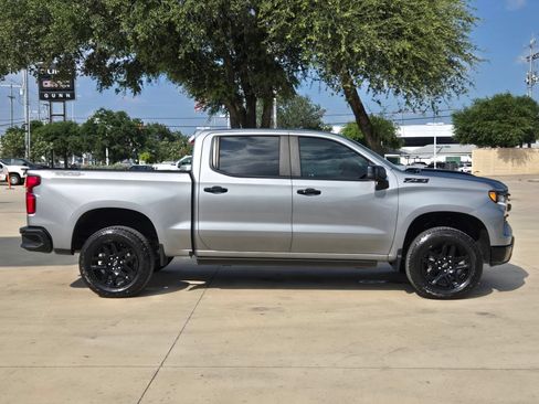 Certified 2025 Chevrolet Silverado 1500 LT Trail Boss w/ Dark Appearance Package AWD/4WD image 8