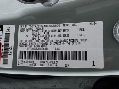 Used 2024 Toyota Tundra Limited w/ TRD Off-Road Package image 42