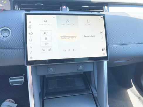New 2026 Land Rover Discovery Sport Landmark AWD/4WD image 15
