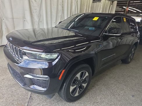 Used 2022 Jeep Grand Cherokee Limited 4xe image 1