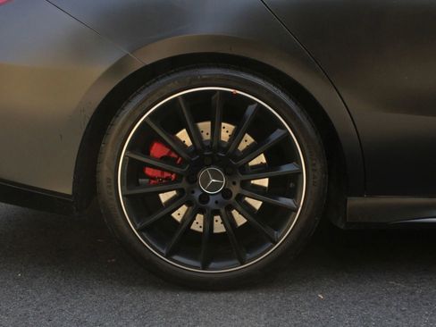 Used 2020 Mercedes-Benz CLA 35 AMG 4MATIC image 5