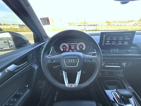 Used 2023 Audi SQ5 Prestige w/ Prestige Package image 13