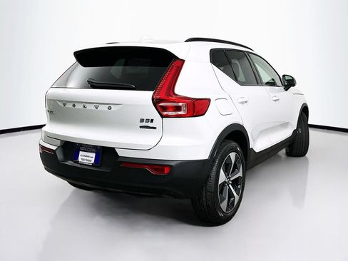 Used 2026 Volvo XC40 B5 Plus w/ Protection Package Premier AWD/4WD image 7