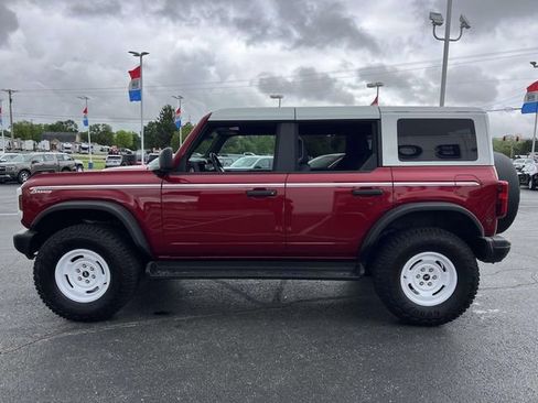 Certified 2025 Ford Bronco Heritage Edition AWD/4WD image 4