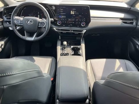 Used 2025 Lexus RX 350 Premium w/ Accessory Package (Z1) FWD image 12