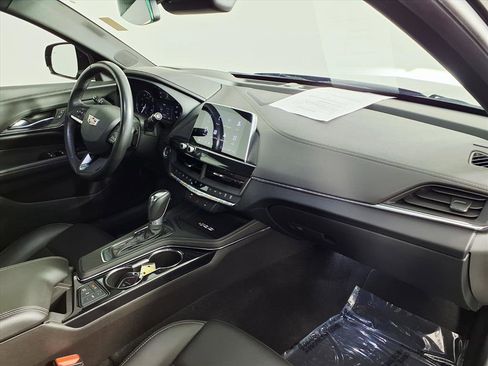 Certified 2023 Cadillac CT4 Luxury image 9