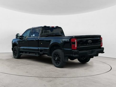 Used 2025 Ford F350 Lariat w/ Black Appearance Package AWD/4WD image 3
