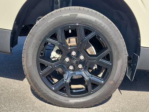 Used 2025 Ford Maverick Lariat w/ Black Appearance Package AWD/4WD image 5
