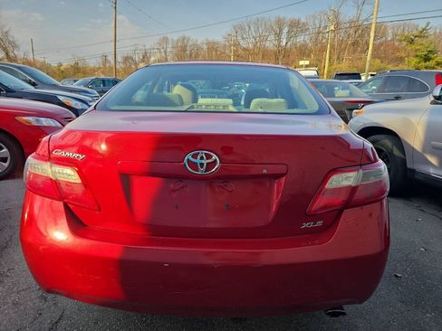 Used 2007 Toyota Camry XLE FWD image 4