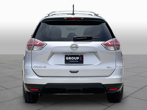 Used 2016 Nissan Rogue SL w/ SL Premium Package FWD image 5