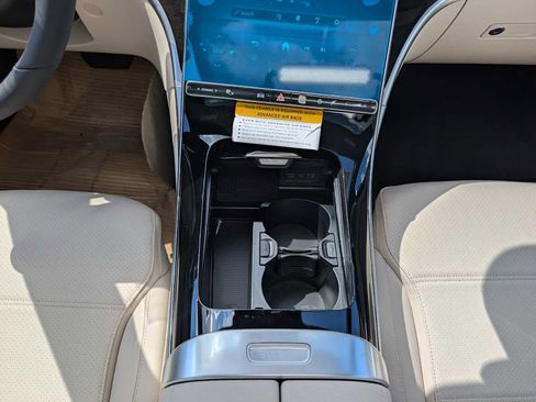 New 2026 Mercedes-Benz C 300 4MATIC Sedan image 13