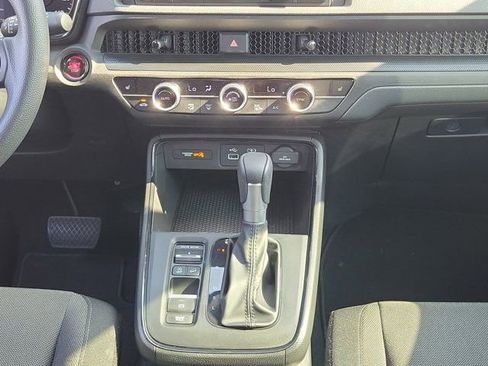 Certified 2025 Honda CR-V EX image 6
