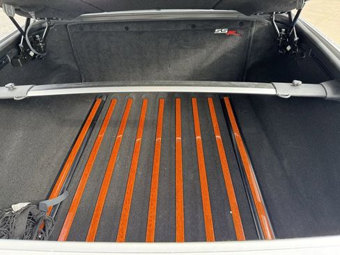 Used 2004 Chevrolet SSR w/ Preferred Equipment Group RWD image 13
