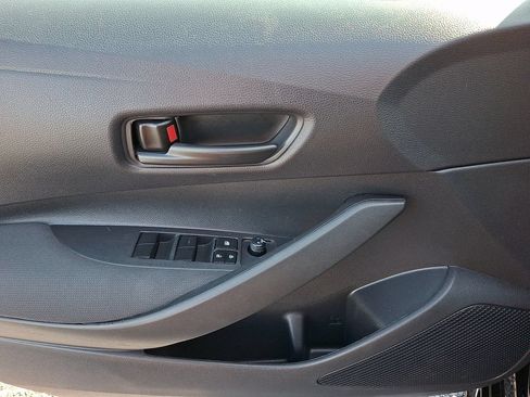 Used 2024 Toyota Corolla LE FWD image 14