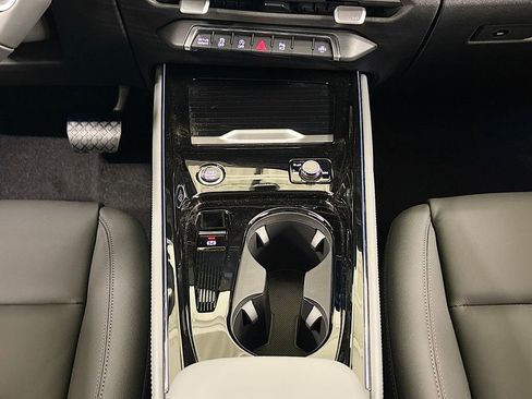 New 2026 Audi Q3 quattro 2.0T AWD/4WD image 13