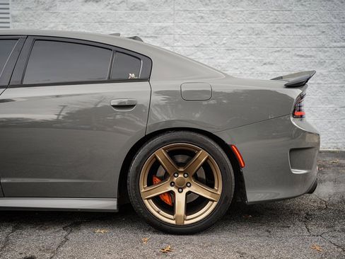 Used 2017 Dodge Charger R/T Scat Pack w/ Beats Audio Group image 11