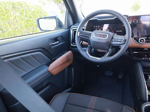 New 2026 GMC Canyon AT4 image 19