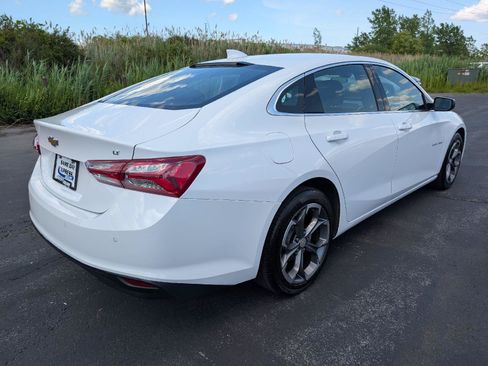 Used 2022 Chevrolet Malibu LT FWD image 8