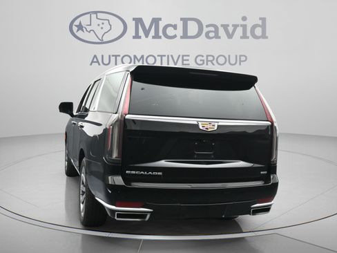 Used 2022 Cadillac Escalade Premium Luxury Platinum AWD/4WD image 7