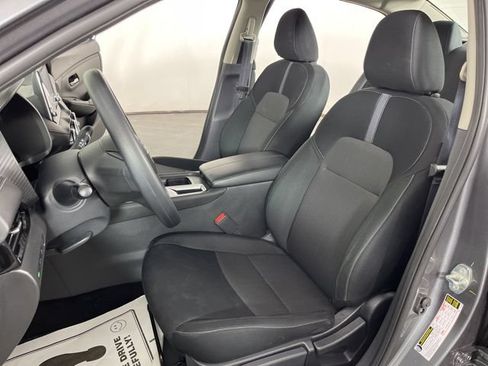 Used 2025 Nissan Sentra SV FWD image 20