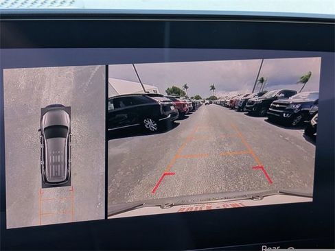 New 2025 Buick Enclave Preferred w/ Power Package image 25