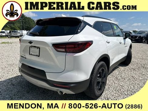 New 2026 Chevrolet Blazer LT w/ Sound & Technology Package AWD/4WD image 12