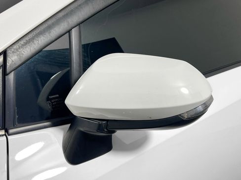 Used 2023 Toyota Corolla SE FWD image 12