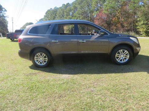 Used 2008 Buick Enclave CX w/ Driver Confidence Package image 5